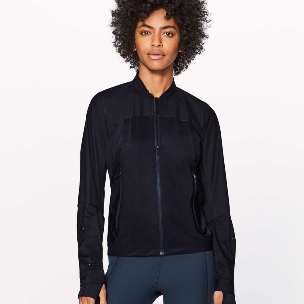 lululemon athletica on run Black Utility Jacket - Picture 8 of 9